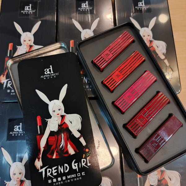 High Pigmented Lipstick Set - 5 Pcs Shades of Red for Bold Coverage