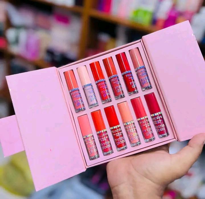 6 Pcs High Pigmented Lip Gloss Set – Bold & Beautiful Colors