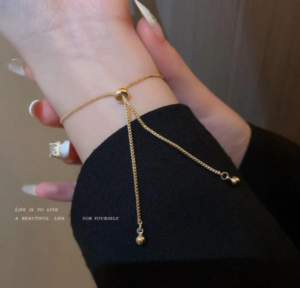For girls Gold Plated Flower Charm Bracelet