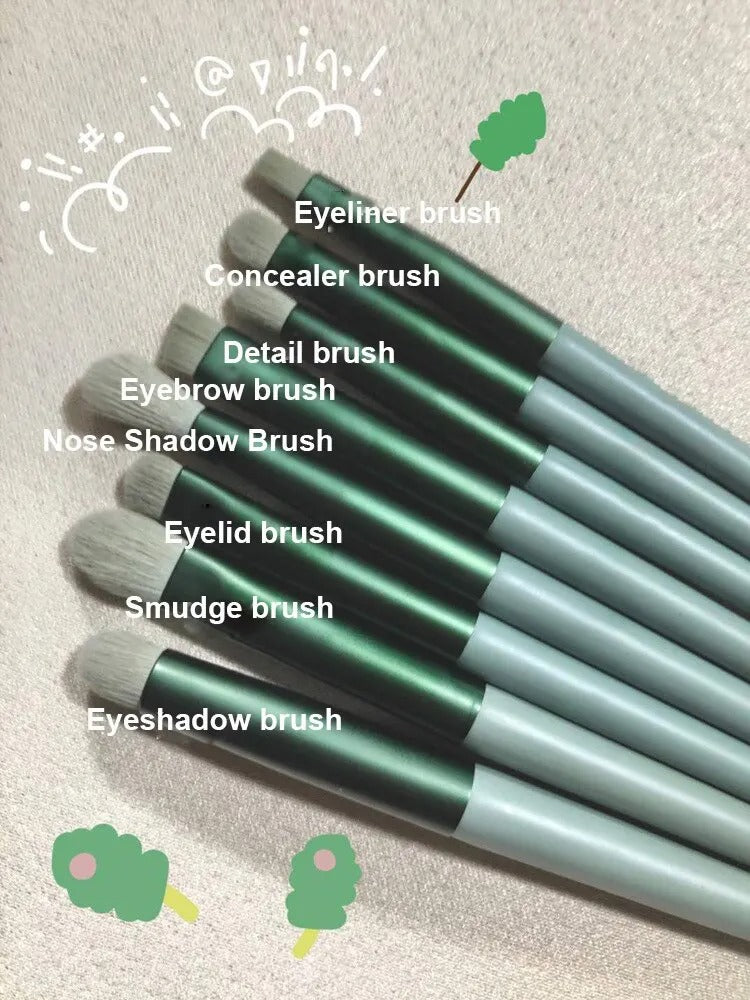 Ultimate 13 Pcs Makeup Brushes Set - Perfect Accessory for Flawless Application